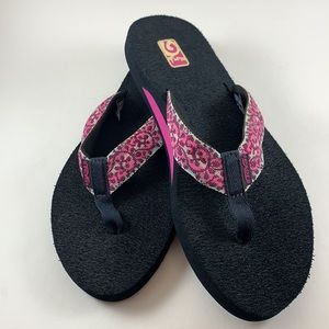 Teva Women Mush Sandal Size 8